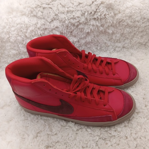 Vtg Nike Blazer Shoes Mens US 10.5 Red Mid 77 Layer‎ of Love Sneakers FZ4039-687